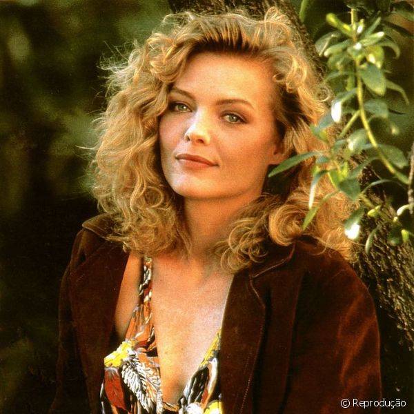 Dona de uma beleza natural, as maquiagens de Michelle Pfeiffer eram geralmente bem naturais